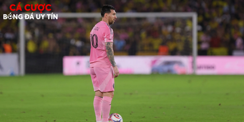 Lionel Messi lập kỷ lục kiến tạo mới